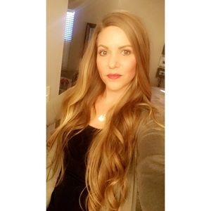 Meet your Posher, Kayce